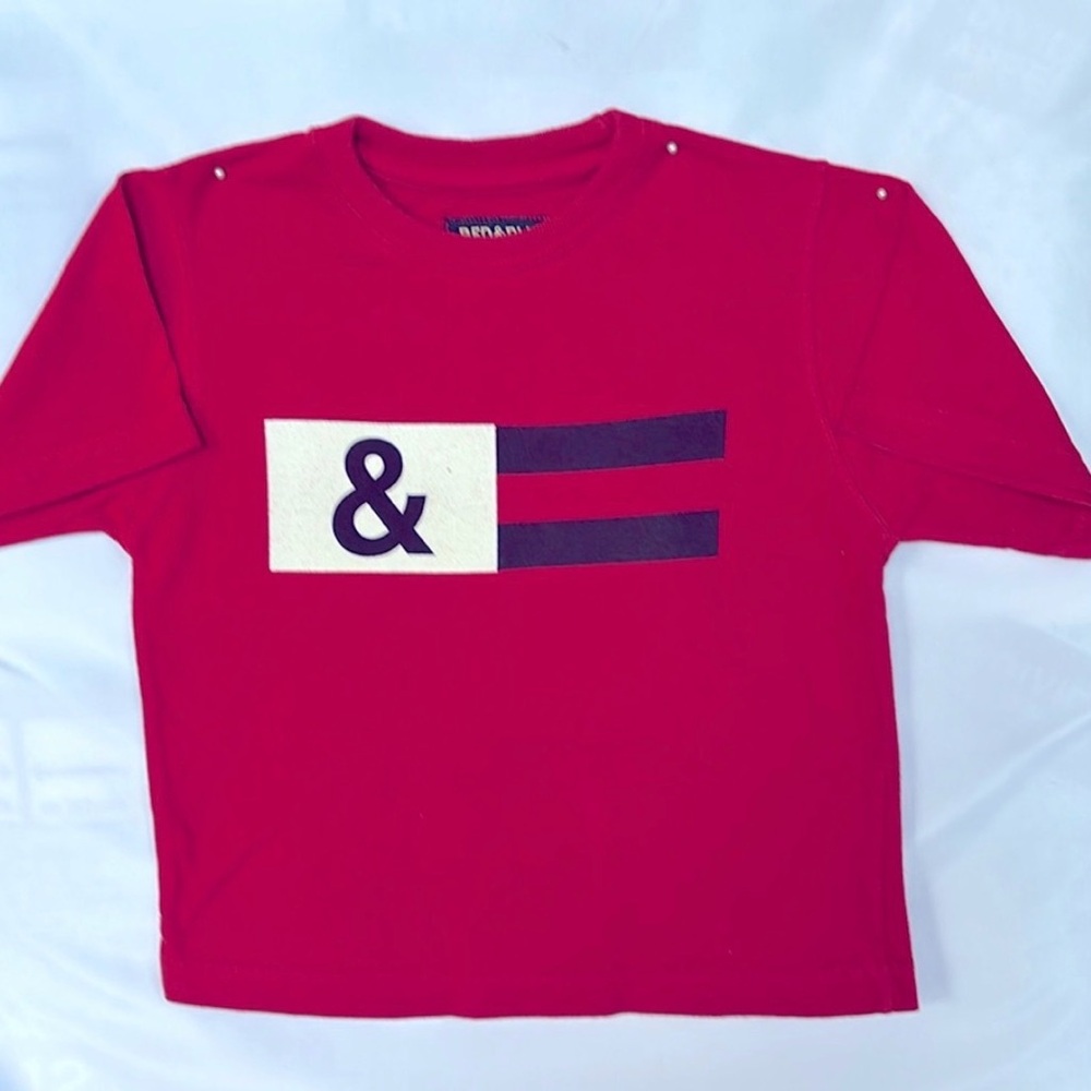 VINTAGE 2002 GENTLY WORN UNIQUE BELGIUM BRAND RED& BLU KIDS T-SHIRT SIZE 92 (2T)